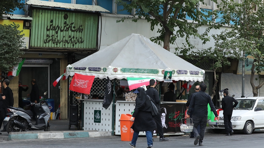 موکب سازمان پژوهش و برنامه‌‌ریزی آموزشی برای خدمت‌رسانی به زائران مراسم تشییع آقای شهید ایران به روایت تصویر