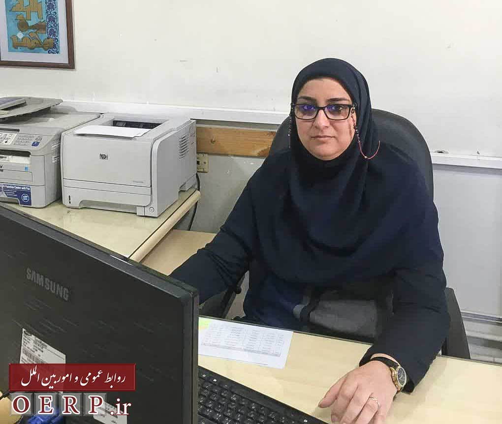 رمزینه‌ها همان معلمان در خانه هستند