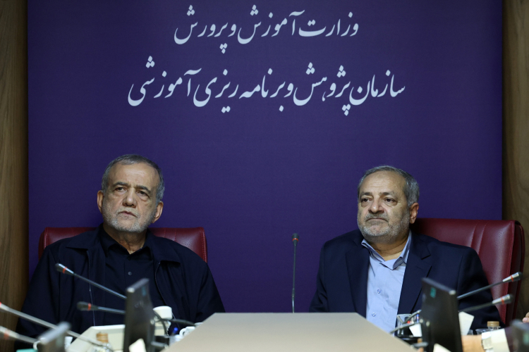 برگزاری نشست شورای معاونان وزارت آموزش و پرورش با حضور رئیس جمهور به میزبانی سازمان پژوهش و برنامه‌‌ریزی آموزشی به روايت تصوير