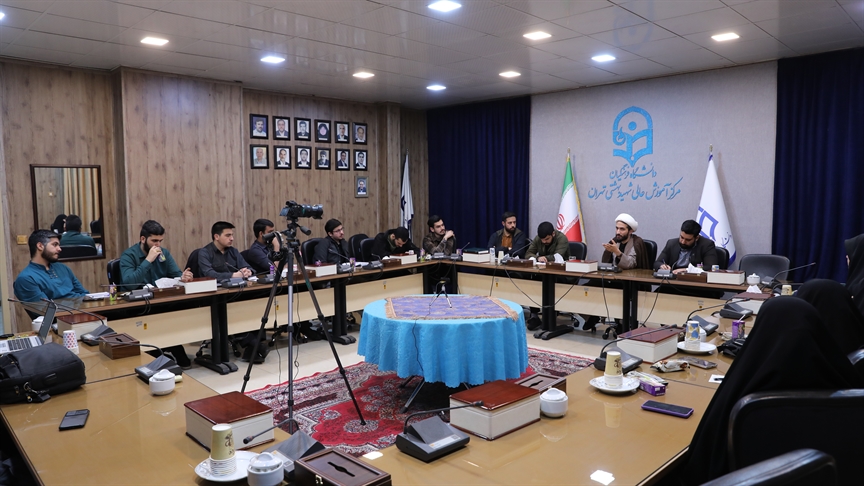  نشست «مدرسه جنگ» با حضور معاون وزير و رئيس سازمان پژوهش و برنامه‌ريزی آموزشی در مرکز شهید بهشتی دانشگاه فرهنگیان تهران به روايت تصوير