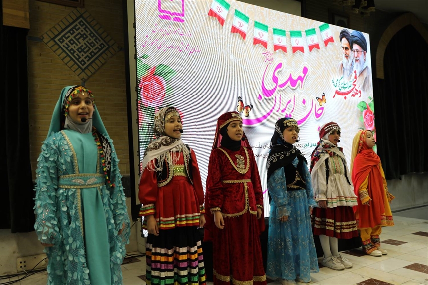 جشن شميم گل نرگس در فجر انقلاب اسلامی به روايت تصوير