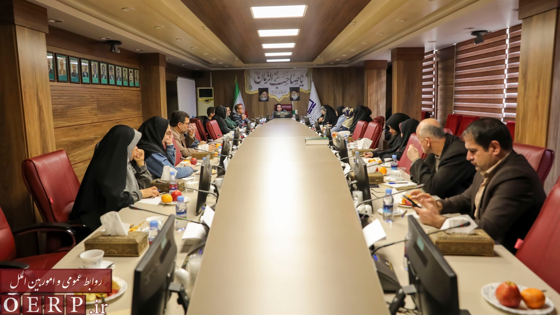 نشست علمی تخصصی با موضوع «چگونه هیجانات خود را مدیریت کنیم؟»