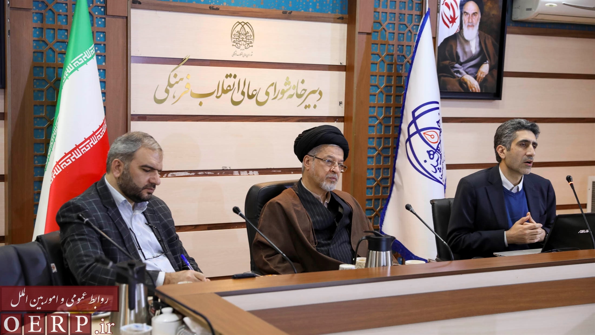 برگزاري سومین نشست جشنواره کتاب با عنوان «هوش مصنوعی، سواد دیجیتال و آینده کتاب کودک و نوجوان» در شورای عالي انقلاب فرهنگی 