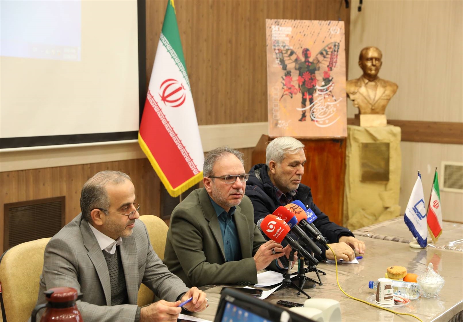 نشست خبری دبیر پنجاه و چهارمین دوره جشنواره بین المللی فیلم های علمی، آموزشی و تربیتی رشد با اصحاب رسانه
