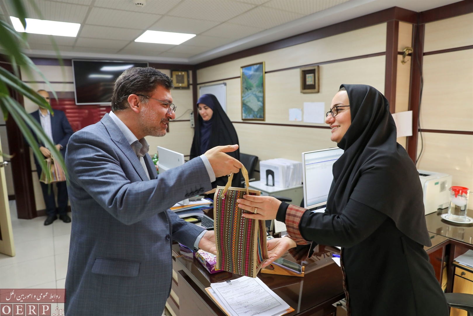 بزرگداشت روز زن در سازمان پژوهش
