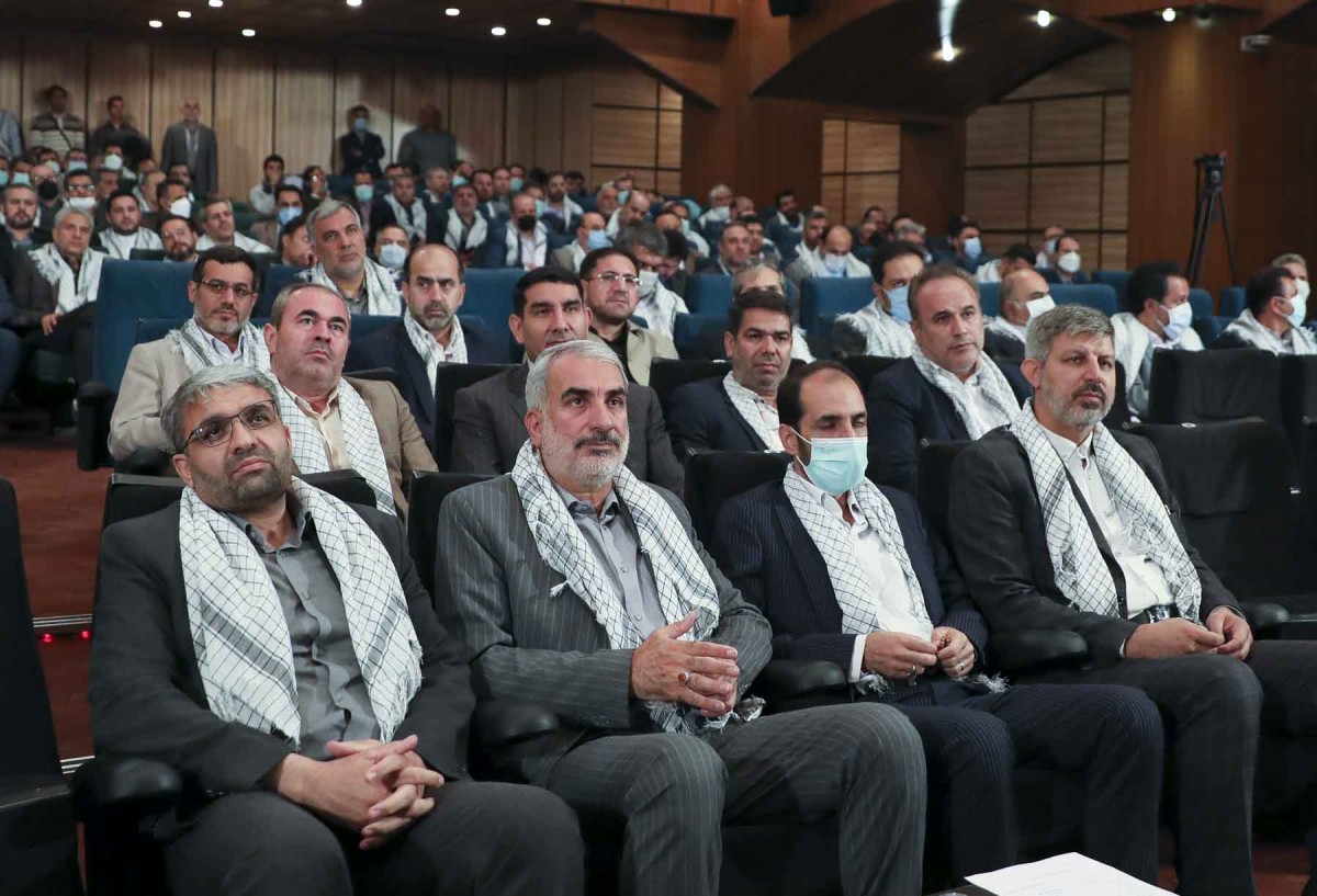 همایش مشق ایثار و مقاومت