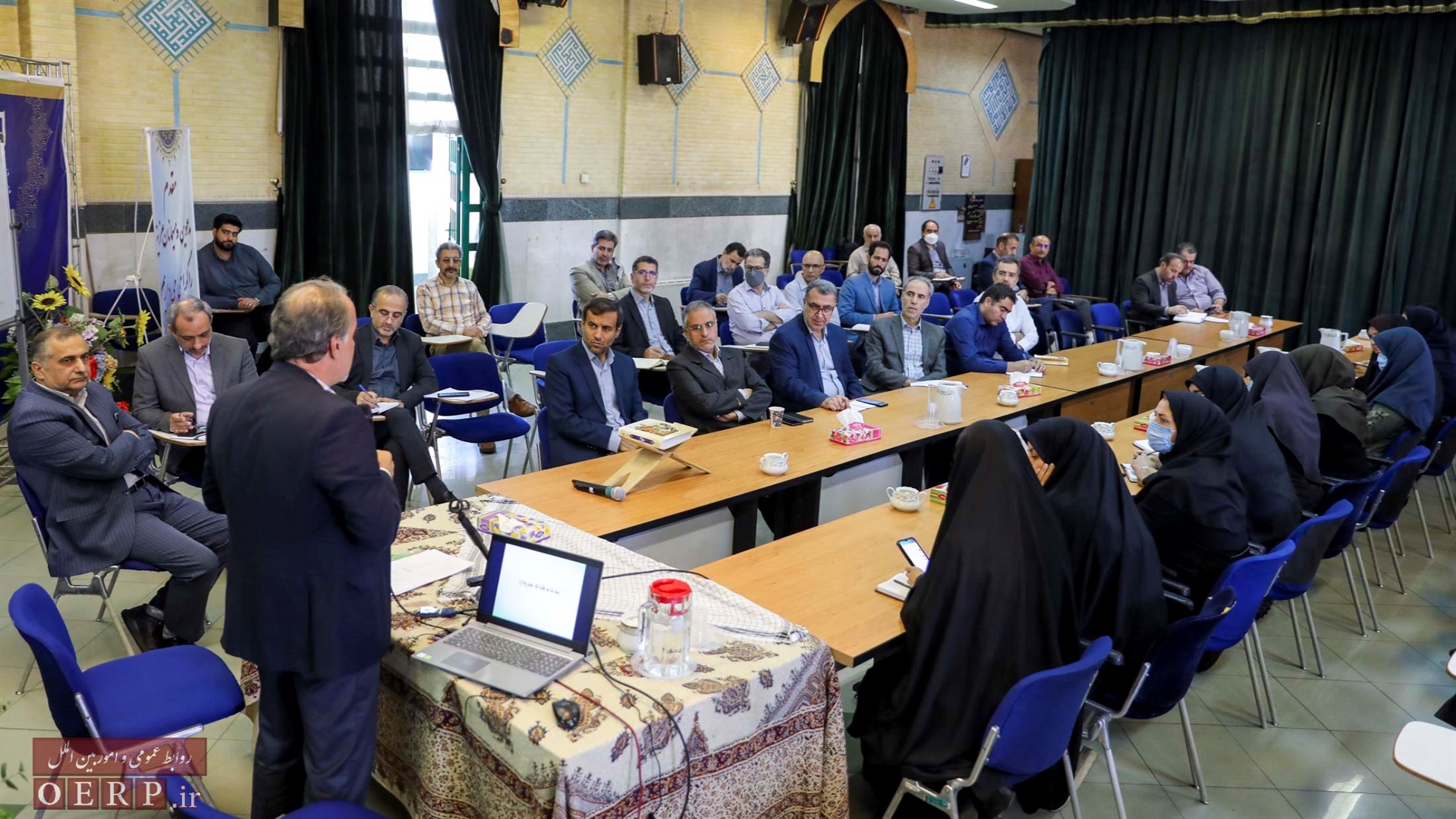 دوره آموزشي بهبود مستمر آموزش و پرورش مبتني برمديريت فرايندمدار
