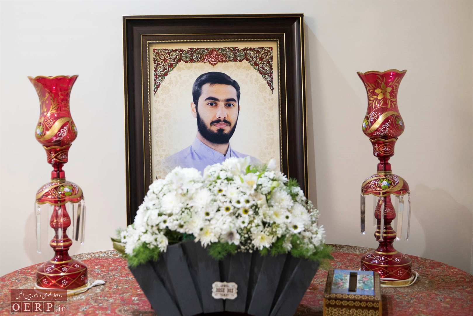 ديدار رئيس سازمان از خانواده شهيد مدافع امنيت آرمان علی وردی
