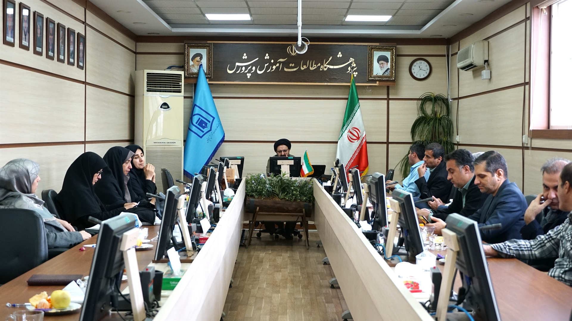 نشست آموزشی اعضای هیئت علمی سازمان پژوهش و پژوهشگاه مطالعات آموزش و پرورش