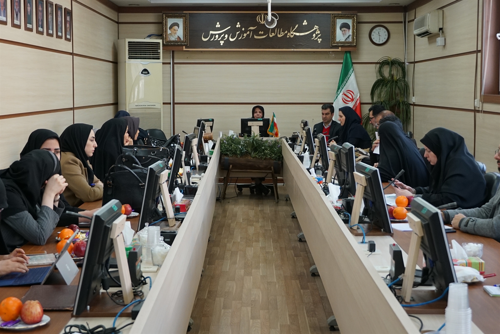نشست علمی تخصصی با عنوان آموزش نوين؛ از گيميفيكيشن(بازی وارسازی) تا هوش مصنوعی