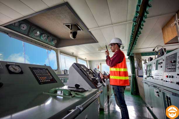 صلاحیت حرفه ای هنرآموزان رشتۀ الکترونیک و مخابرات دریایی - مصطفی ربیعی